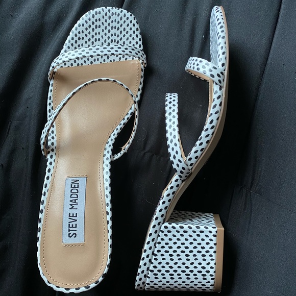 Steve Madden Shoes - Steve Madden Issy sandals